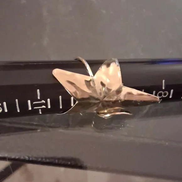 GOLD STAR RING - Picture 2 of 5